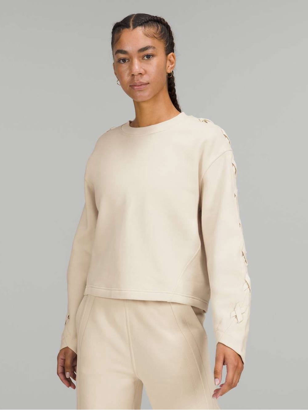 Lululemon Braided Sleeve Pullover
White Opal